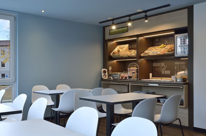 Imagen del bar/restaurante del Hotel Bandb Hannover-lahe. Foto 2