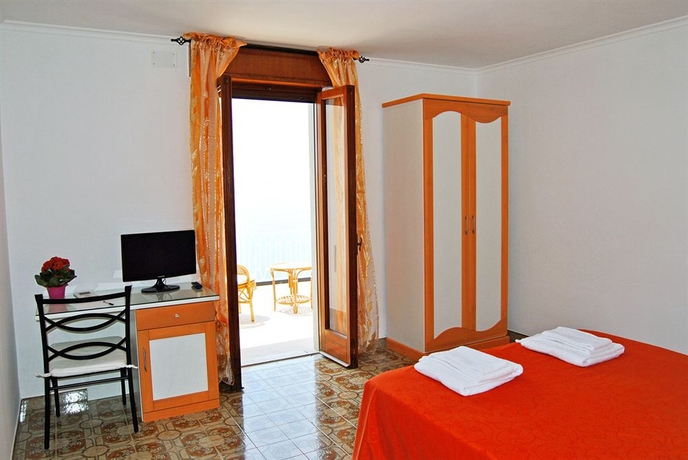 Imagen de la habitación del Hotel Bandb Il Canto Delle Sirene. Foto 11