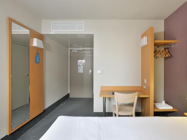 Imagen de la habitación del Hotel Bandb Lyon Caluire Cité Internationale. Foto 6