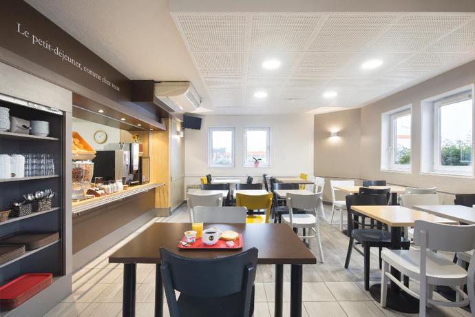 Imagen del bar/restaurante del Hotel Bandb Lyon St Bonnet Mi-plaine. Foto 4