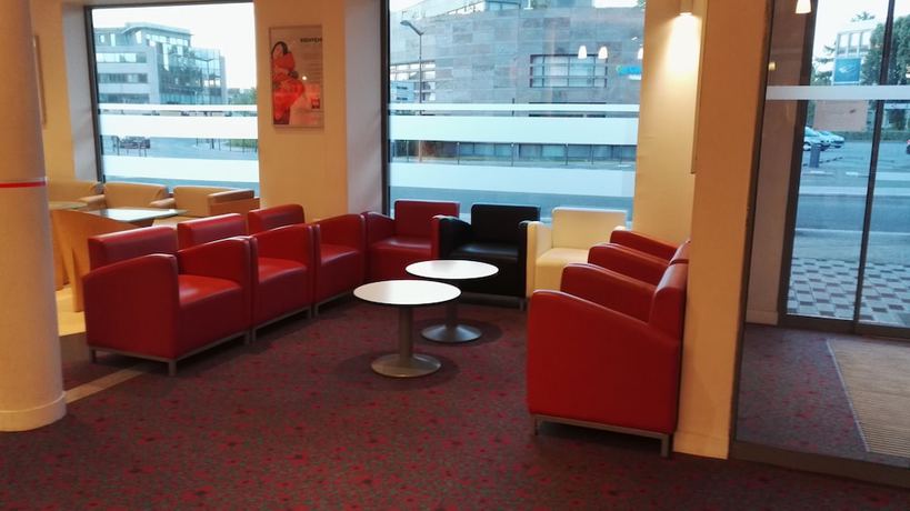 Imagen del bar/restaurante del Hotel Bandb Maubeuge Gare. Foto 3