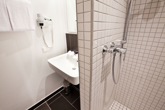 Imagen de la habitación del Hotel Bandb München-moosach. Foto 18