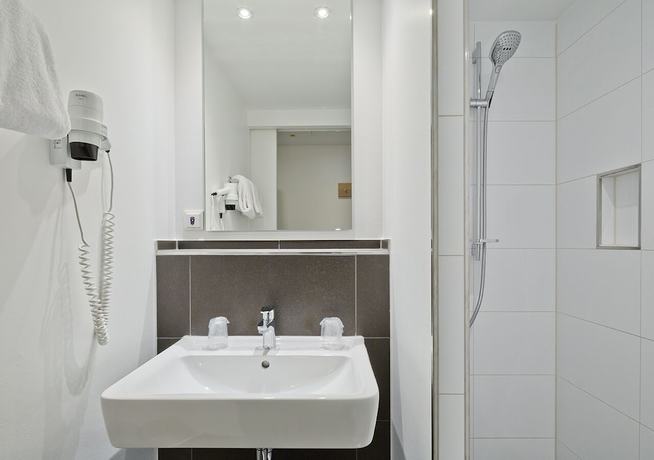 Imagen de la habitación del Hotel Bandb München-olympiapark. Foto 9