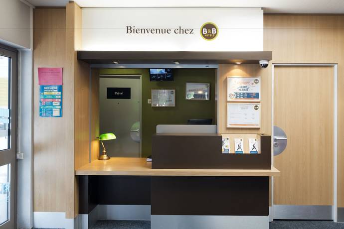 Imagen de los interiores del Hotel Bandb Nantes Rezé Saint-sébastien. Foto 19
