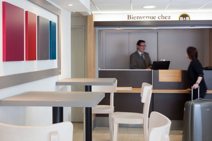 Imagen de los interiores del Hotel Bandb Nîmes Ville Active. Foto 17