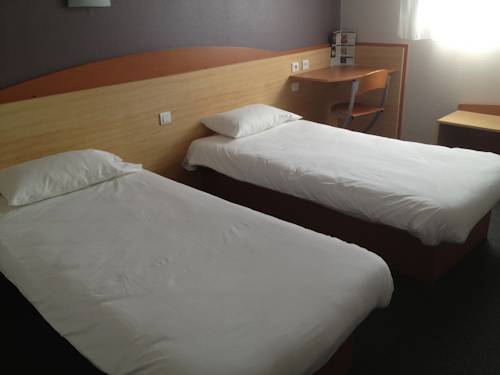 Imagen de la habitación del Hotel Bandb Pau Lescar. Foto 8