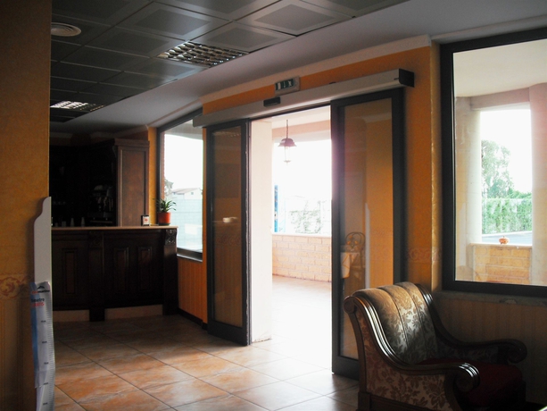 Imagen de los interiores del Hotel Bandb Pomezia Cortese. Foto 15
