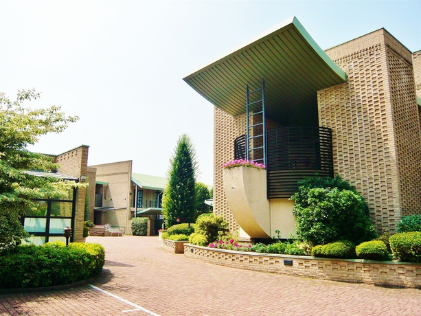 Imagen de los exteriores del Hotel Bandb Prestige Ornago. Foto 10