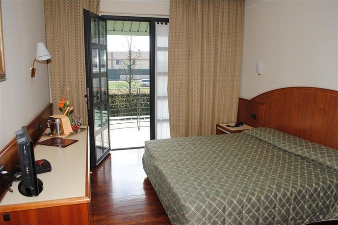 Imagen de la habitación del Hotel Bandb Prestige Ornago. Foto 8