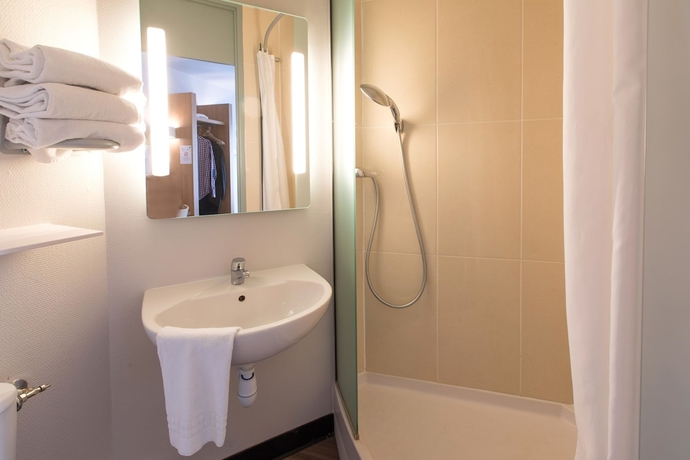 Imagen de la habitación del Hotel Bandb Rennes Est Cesson-sévigné. Foto 15