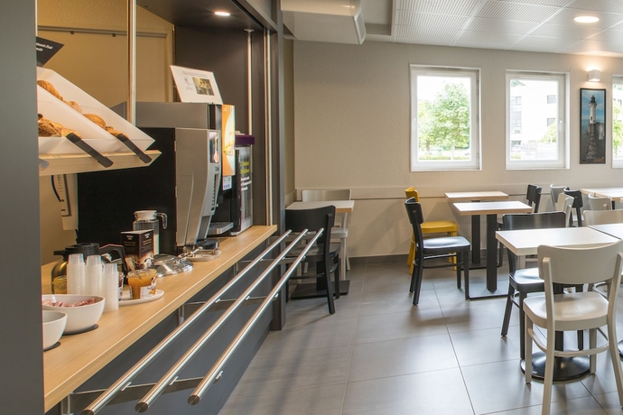 Imagen del bar/restaurante del Hotel Bandb Rennes Est Cesson-sévigné. Foto 4