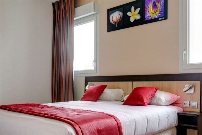 Imagen de los interiores del Hotel Bandb Romilly-sur-seine. Foto 11