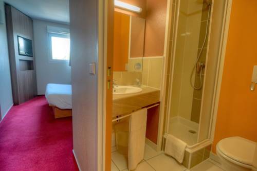 Imagen de la habitación del Hotel Bandb Saint-etienne Monthieu. Foto 12