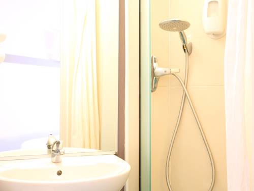 Imagen de la habitación del Hotel Bandb Villeneuve-loubet Plage. Foto 5