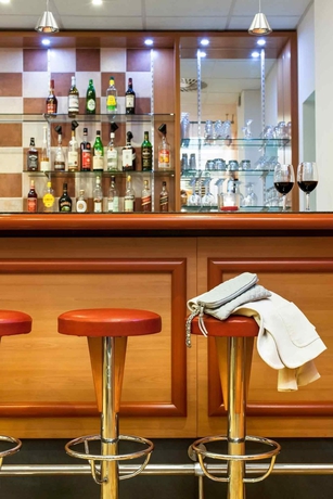 Imagen del bar/restaurante del Hotel Bandb Wuppertal-city. Foto 6