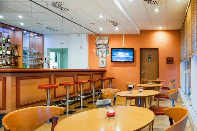 Imagen del bar/restaurante del Hotel Bandb Wuppertal-city. Foto 7