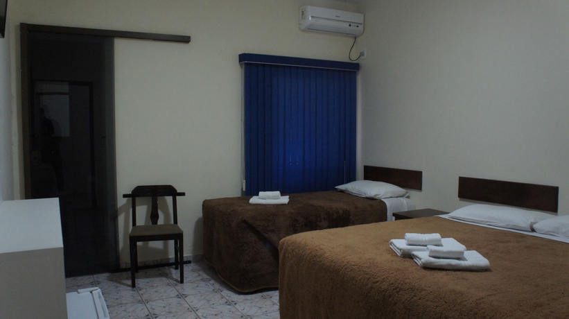 Imagen de la habitación del Hotel Bandeira. Foto 11