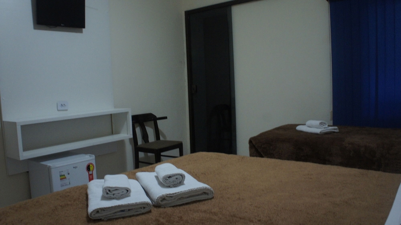 Imagen de la habitación del Hotel Bandeira. Foto 15