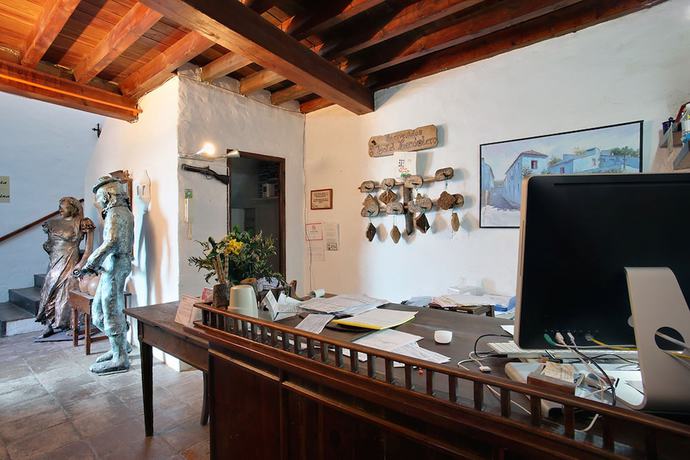 Imagen de los interiores del Hotel Bandolero. Foto 20