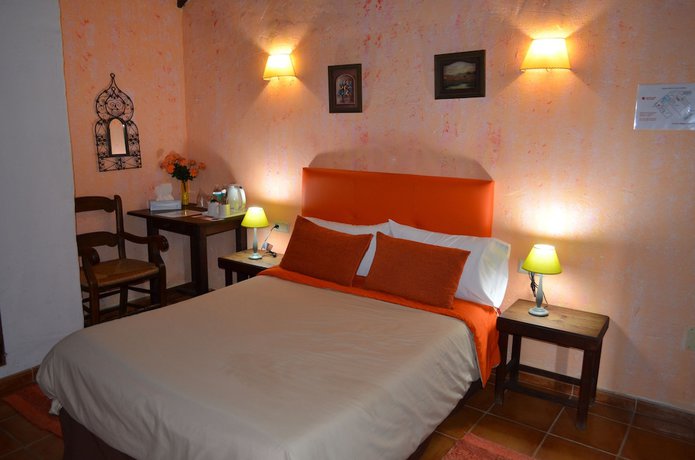 Imagen de la habitación del Hotel Bandolero. Foto 6