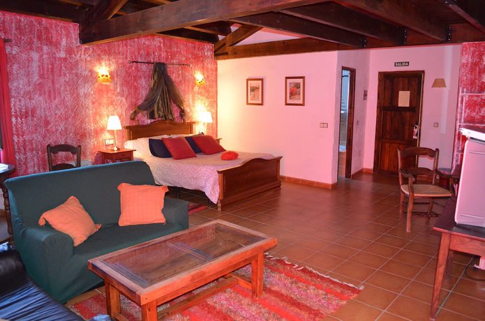 Imagen de la habitación del Hotel Bandolero. Foto 7