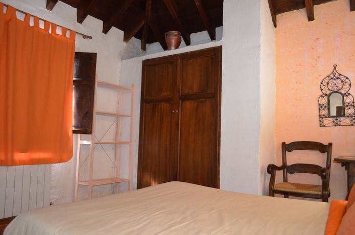 Imagen de la habitación del Hotel Bandolero. Foto 8