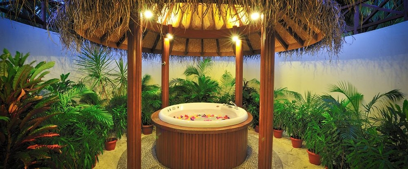 Imagen de la habitación del Hotel Bandos Maldives. Foto 5