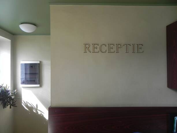Imagen de los interiores del Hotel Baneasa Parc. Foto 18