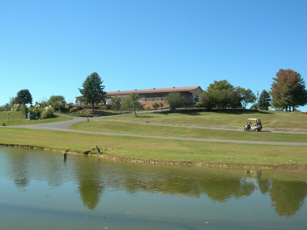 Imagen general del Hotel Baneberry Golf and Resort. Foto 6
