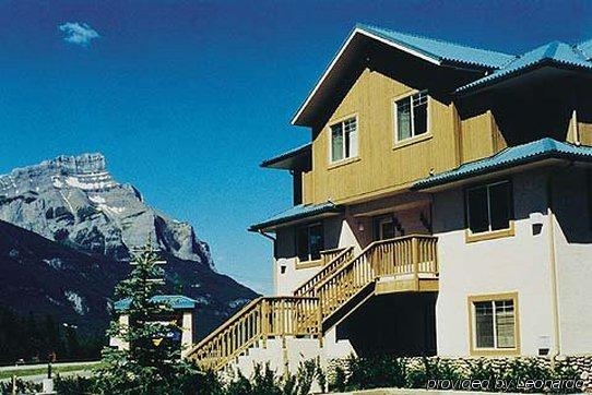 Imagen general del Hotel Banff Boundary Lodge. Foto 5