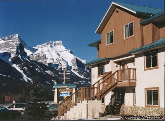 Imagen general del Hotel Banff Boundary Lodge. Foto 6