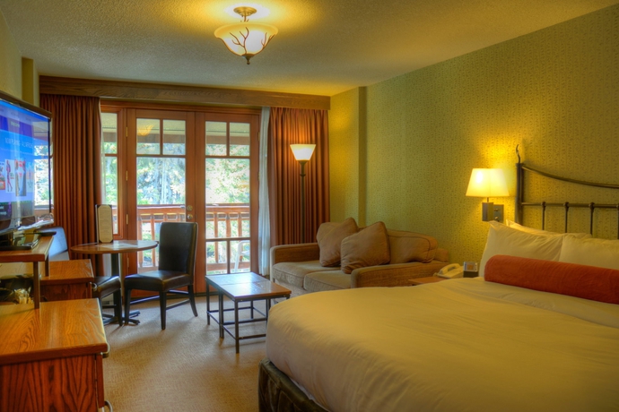 Imagen de la habitación del Hotel Banff Caribou Lodge and Spa. Foto 2