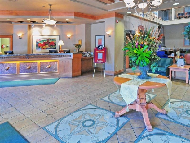 Imagen general del Hotel Banff Ptarmigan Inn. Foto 3