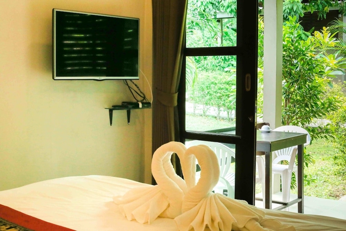 Imagen de la habitación del Hotel Bang Po Hut. Foto 6