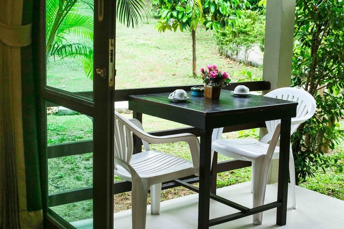 Imagen de la habitación del Hotel Bang Po Hut. Foto 10