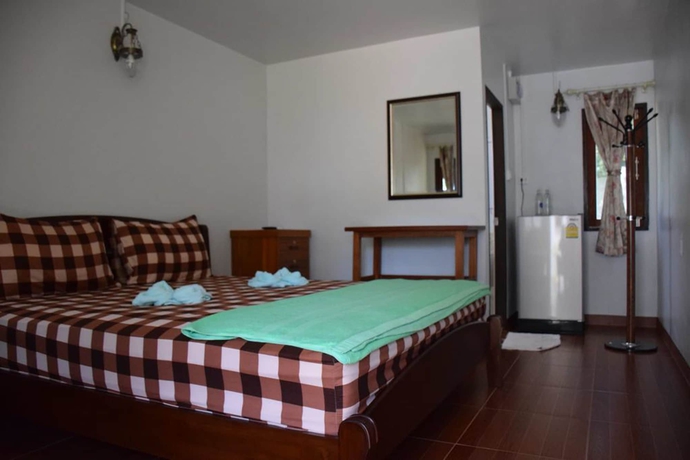 Imagen de la habitación del Hotel Bang Po Resort. Foto 6