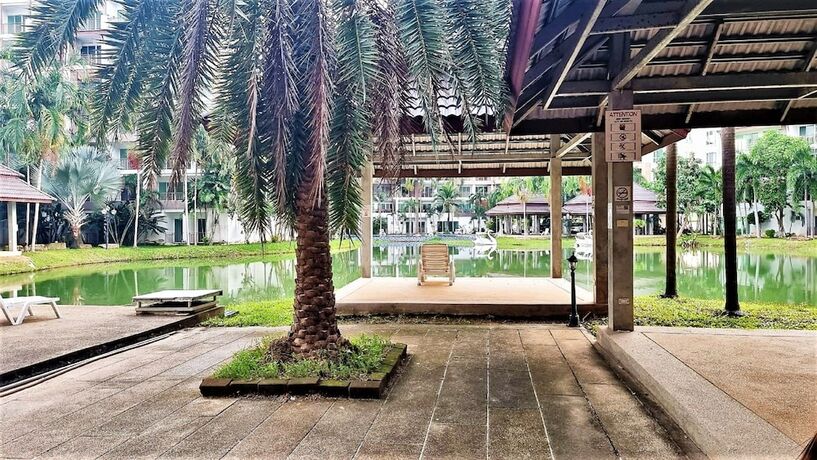 Imagen general del Hotel Bang Saray - Lake and Pool Views. Foto 5