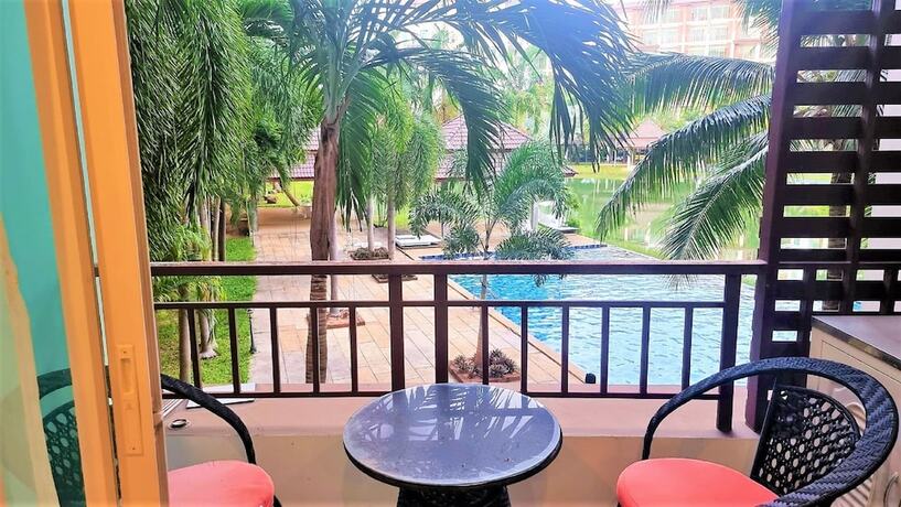 Imagen general del Hotel Bang Saray - Lake and Pool Views. Foto 18