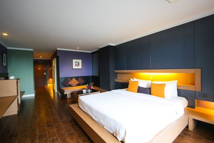 Imagen de la habitación del Hotel Bangkok Inter Place. Foto 4