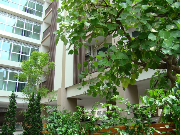 Imagen de los exteriores del Hotel Bangkok Living. Foto 11