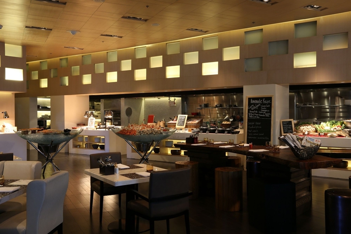 Imagen del bar/restaurante del Hotel Bangkok Marriott Sukhumvit. Foto 4