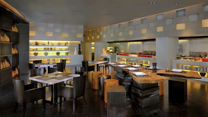 Imagen del bar/restaurante del Hotel Bangkok Marriott Sukhumvit. Foto 5