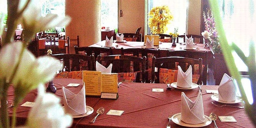 Imagen del bar/restaurante del Hotel Bangkok Rama. Foto 2