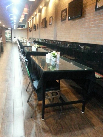 Imagen del bar/restaurante del Hotel Bangkok Travel Suites. Foto 5