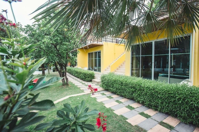 Imagen de la habitación del Hotel Bangkok grand resort. Foto 6