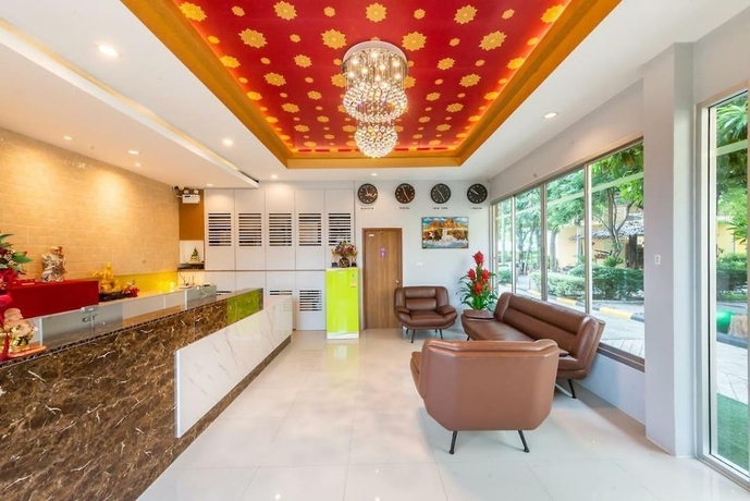 Imagen de los interiores del Hotel Bangkok grand resort. Foto 18