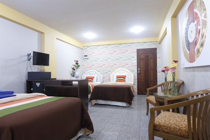 Imagen de los interiores del Hotel Banglumpoo Place. Foto 11