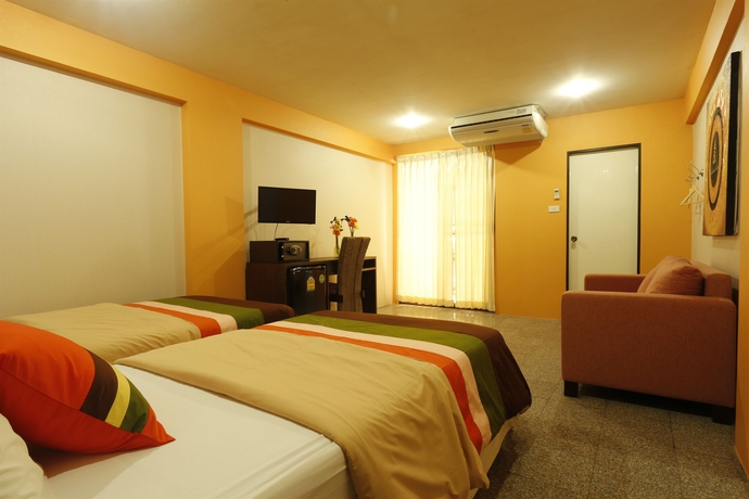 Imagen de la habitación del Hotel Banglumpoo Place. Foto 5
