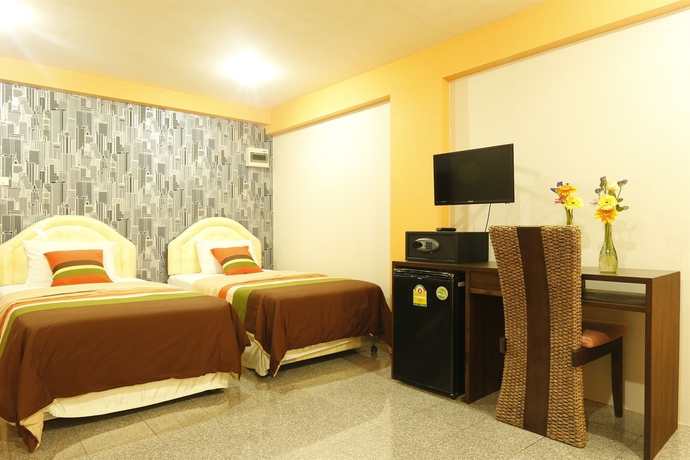 Imagen de la habitación del Hotel Banglumpoo Place. Foto 9