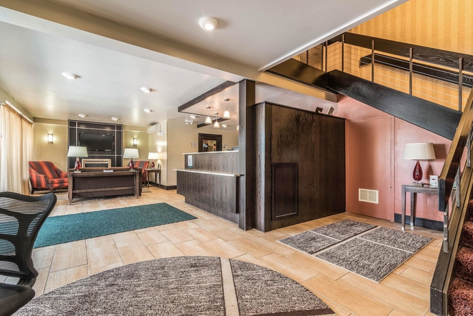 Imagen de los interiores del Hotel Bangor Suites Airport. Foto 17